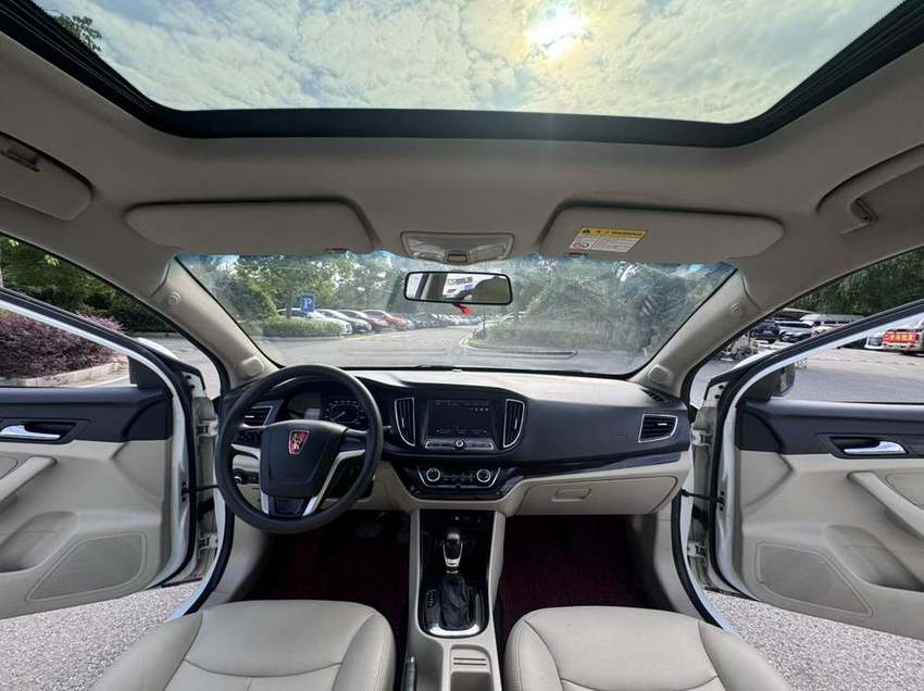 Roewe 360 2015