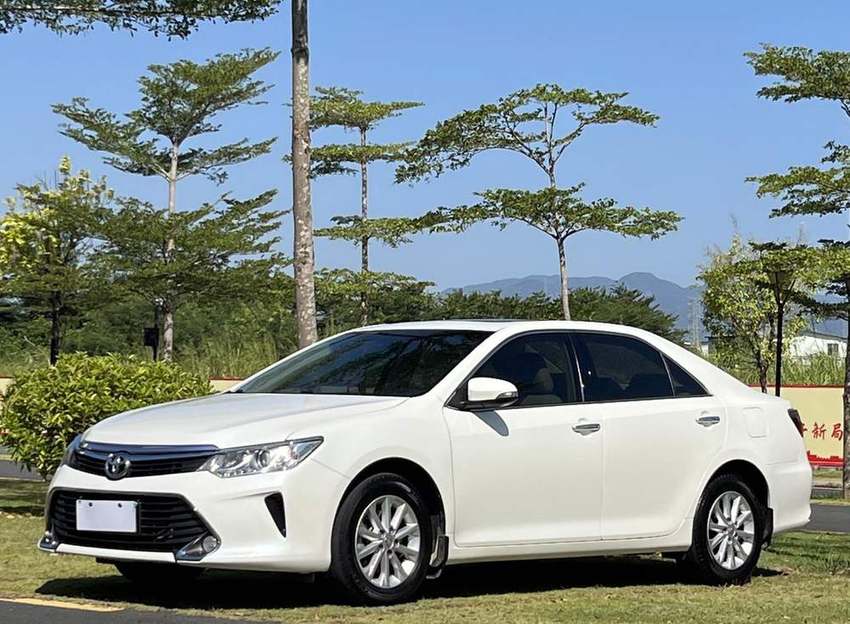 2015 Toyota Camry (2.0G)