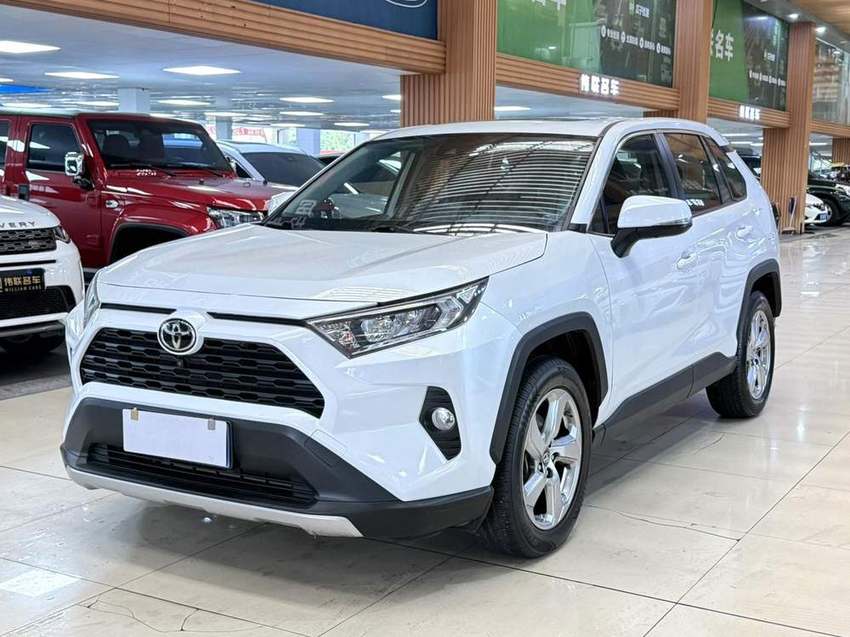 2022 Toyota RAV4 (2.0L)